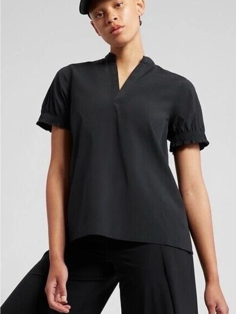 Athleta Levitin Poplin Tee Sz M NWOT